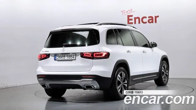 2023 Mercedes-Benz Glb-Class X247 Glb200 D Sold VIN W1N4M1CB9PW265010 – front exterior
