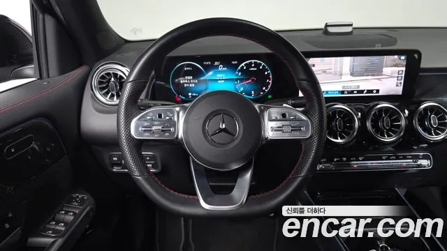 2022 Mercedes-Benz GLB-Class X247 GLB250 4MATIC Sold VIN W1N4M4HB0NW195212 – dashboard