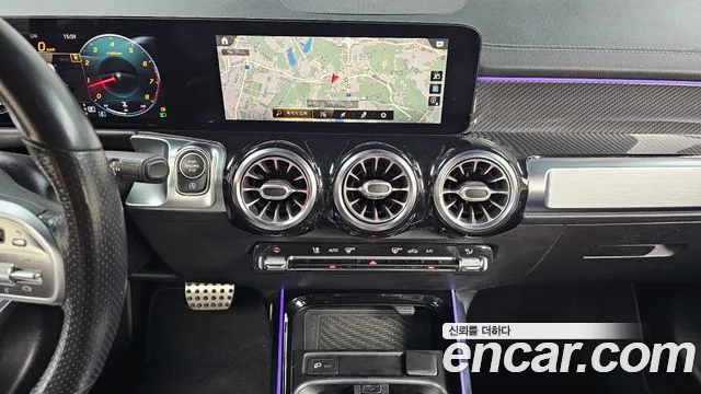 2021 Mercedes-Benz GLB-Class X247 GLB250 4MATIC Sold VIN W1N4M4HB2MW084174 – dashboard