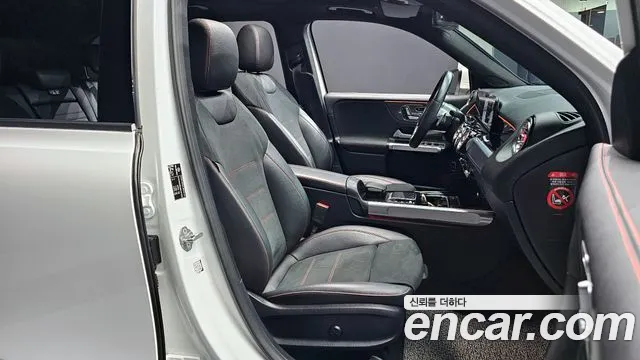 2021 Mercedes-Benz GLB-Class X247 GLB250 4MATIC Sold VIN W1N4M4HB3MW101984 – dashboard