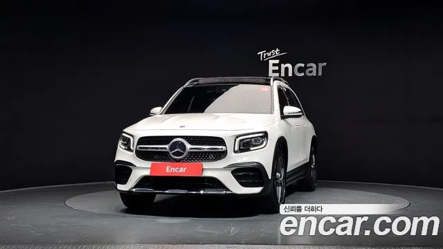 2021 Mercedes-Benz GLB-Class X247 GLB250 4MATIC Sold VIN W1N4M4HB3MW101984 – interior seats