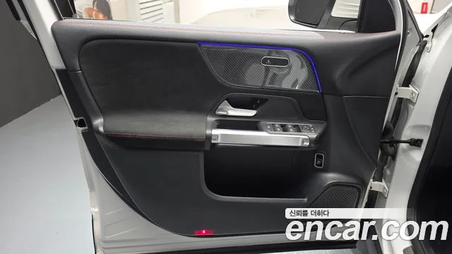 2022 Mercedes-Benz GLB-Class X247 GLB250 4MATIC Sold VIN W1N4M4HB5NW195013 – trunk area