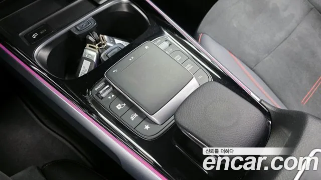 2022 Mercedes-Benz Glb-Class X247 Glb250 4matic Sold VIN W1N4M4HB8NW199377 – front exterior