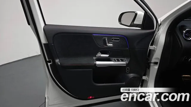 2025 Mercedes-Benz GLA-Class H247 GLA250 4MATIC Sold VIN W1N4N4HB8SJ664584 – trunk area 2025 Mercedes-Benz GLA-Class H247 GLA250 4MATIC Sold VIN W1N4N4HB8SJ664584 – trunk area