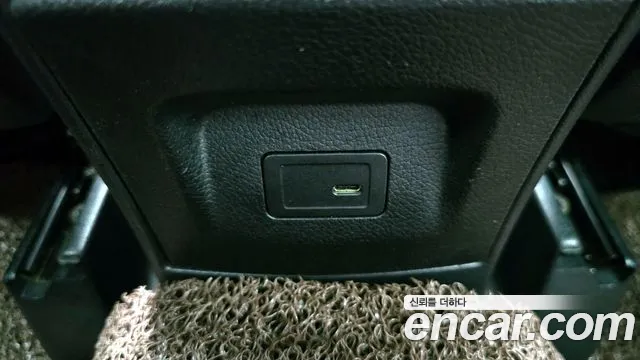 2021 Mercedes-Benz GLA-Class H247 GLA250 4MATIC Sold VIN W1N4N4HB9MJ247350 – interior seats