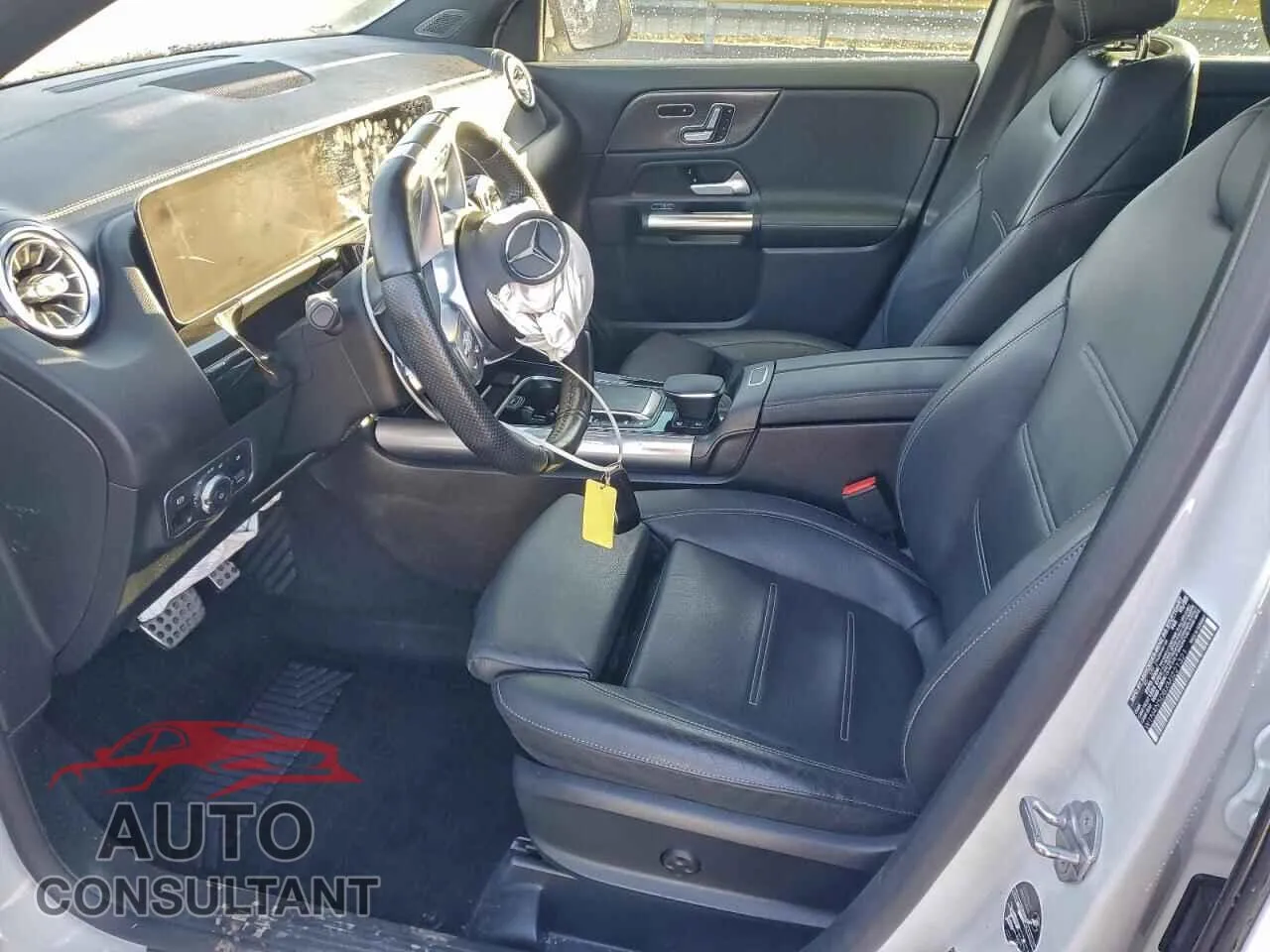 2021 MERCEDES-BENZ GLA-CLASS Damaged VIN W1N4N5DBXMJ221321 – exterior detail 2021 MERCEDES-BENZ GLA-CLASS Damaged VIN W1N4N5DBXMJ221321 – exterior detail