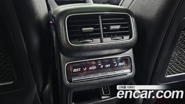 2020 Mercedes-Benz GLE-Class W167 GLE300d 4MATIC Sold VIN W1NFB1KB0LA143126 – exterior detail 2020 Mercedes-Benz GLE-Class W167 GLE300d 4MATIC Sold VIN W1NFB1KB0LA143126 – exterior detail
