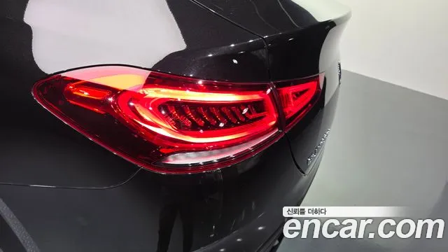 2022 Mercedes-Benz GLE-Class W167 GLE400d 4MATIC Coupe Sold VIN W1NFD2DBXNA730563 – interior seats