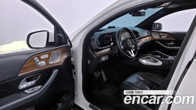 2022 Mercedes-Benz GLE-Class W167 GLE350e 4MATIC Coupe Sold VIN W1NFD5EB0NA737005 – interior seats