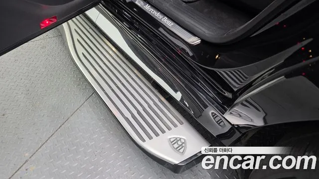 2021 Mercedes-Benz GLS-Class X167 GLS580 4MATIC Sold VIN W1NFF8GE8MA569373 – engine bay
