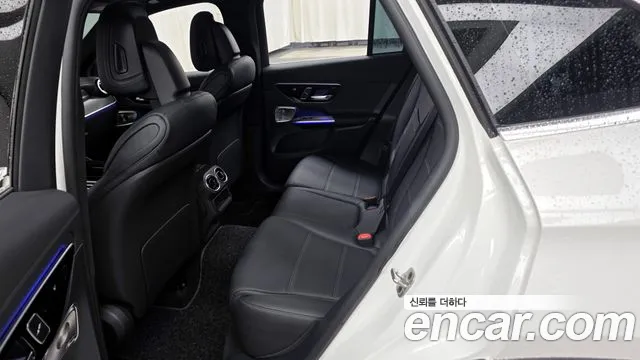 2025 Mercedes-Benz GLC-Class X254 GLC 300 4MATIC Avantgarde Sold VIN W1NKM4HB1SF403326 – interior seats