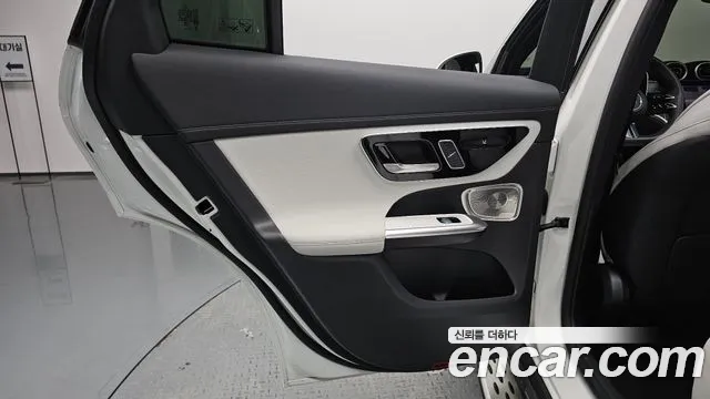 2024 Mercedes-Benz GLC-Class X254 GLC300 4MATIC AMG Line Sold VIN W1NKM4HB8RF215963 – photo 28