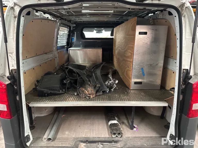 2022 Mercedes-Benz Vito Damaged VIN W1V44760523917852 – photo 21