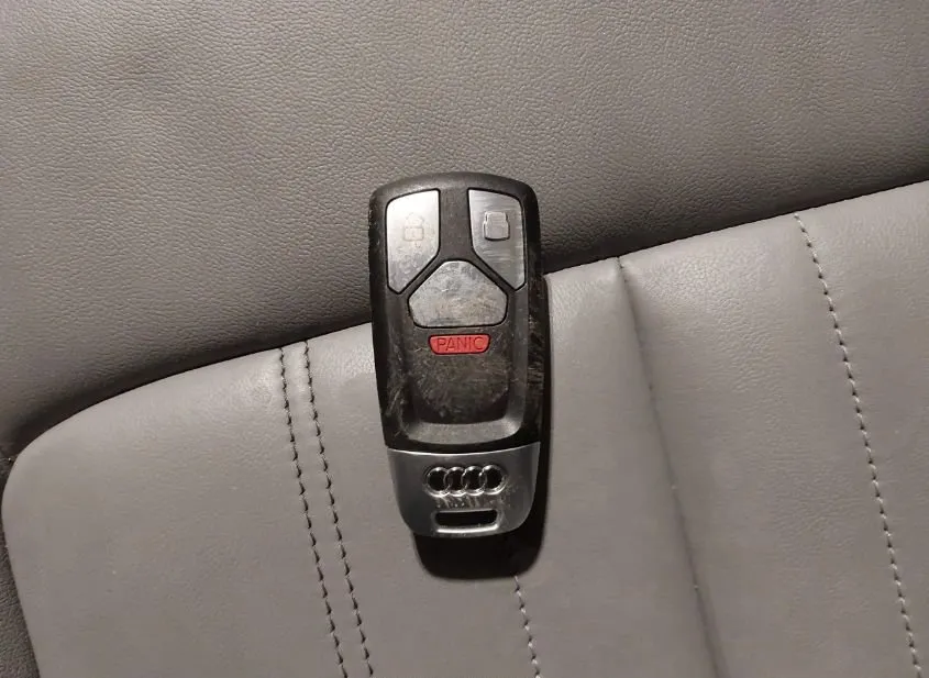 2021 AUDI Q5 Used VIN WA1AAAFY6M2083118 – interior seats