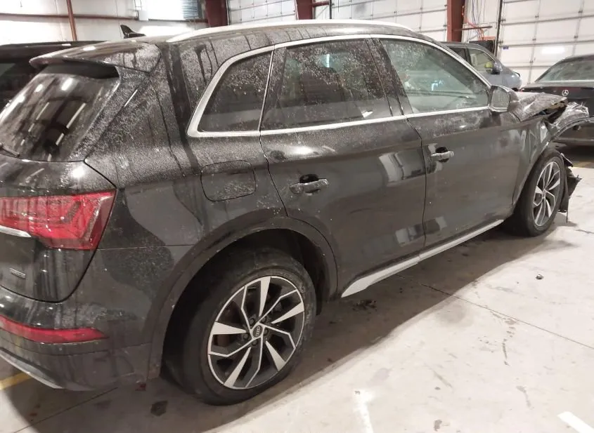 2021 AUDI Q5 Used VIN WA1AAAFY6M2083118 – trunk area