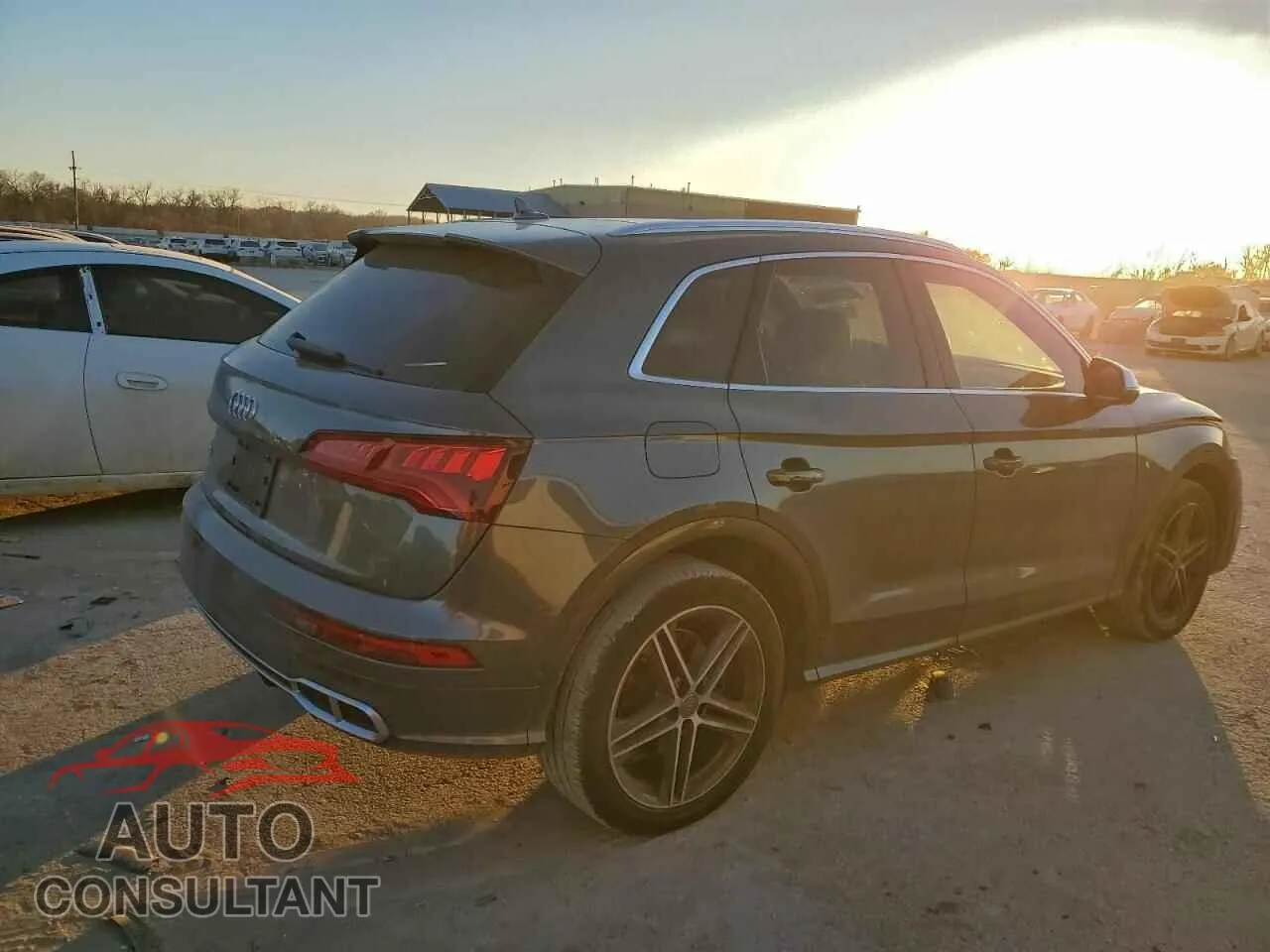 2019 AUDI SQ5 Damaged VIN WA1C4AFY2K2009157 – side profile