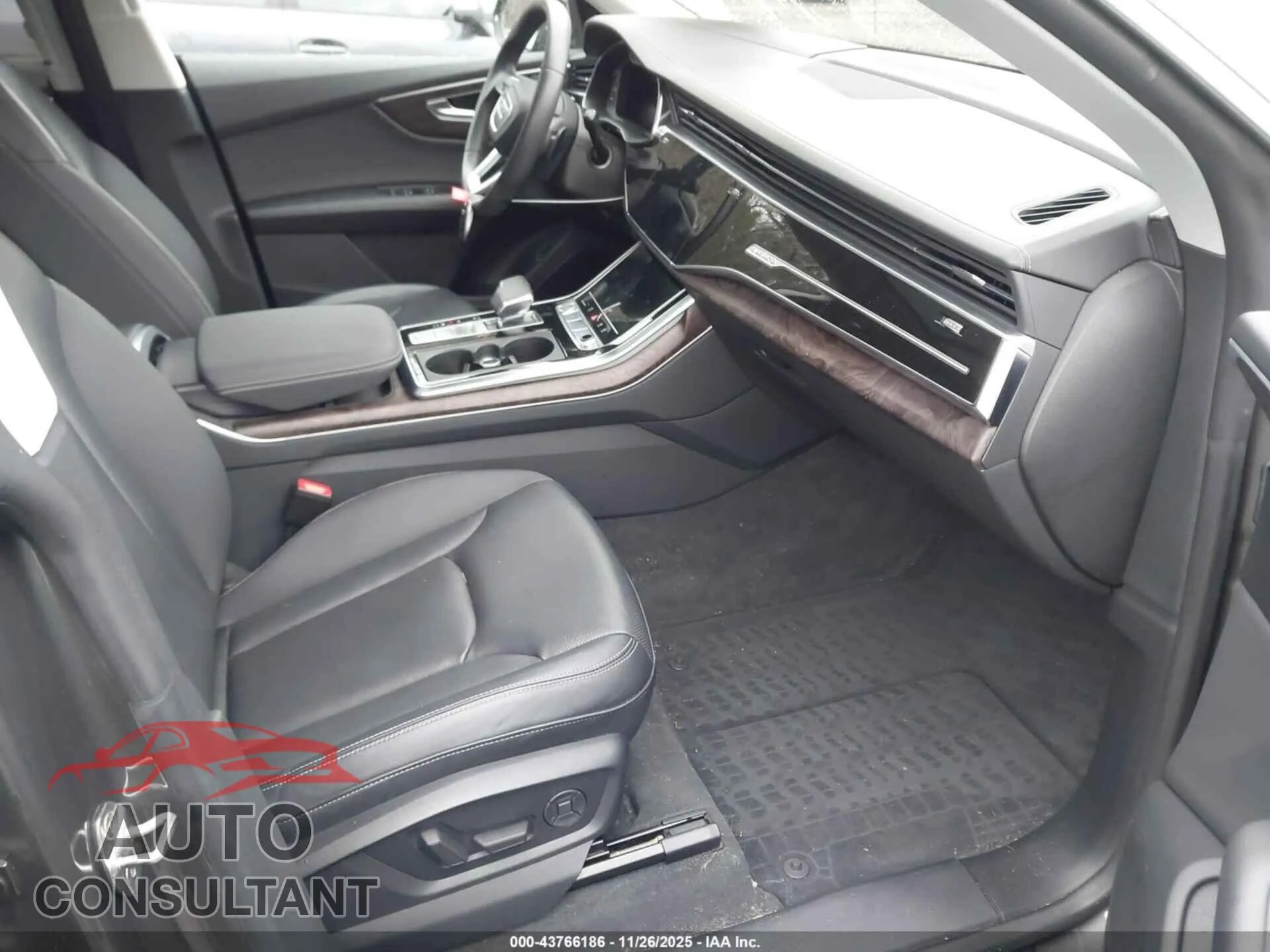 2020 AUDI Q8 Damaged VIN WA1CVAF13LD020156 – interior seats
