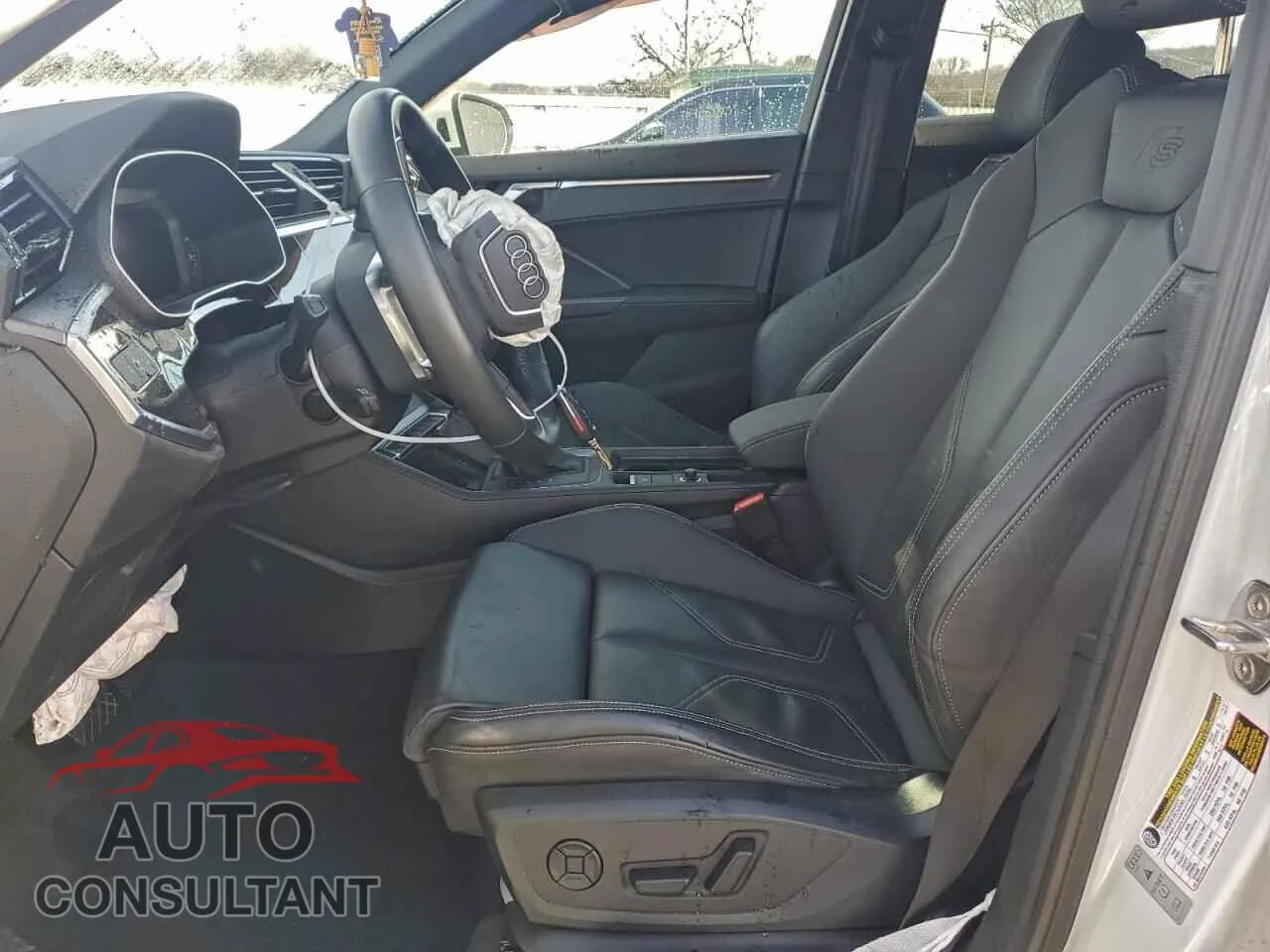 2024 AUDI Q3 Damaged VIN WA1EECF38R1147016 – exterior detail