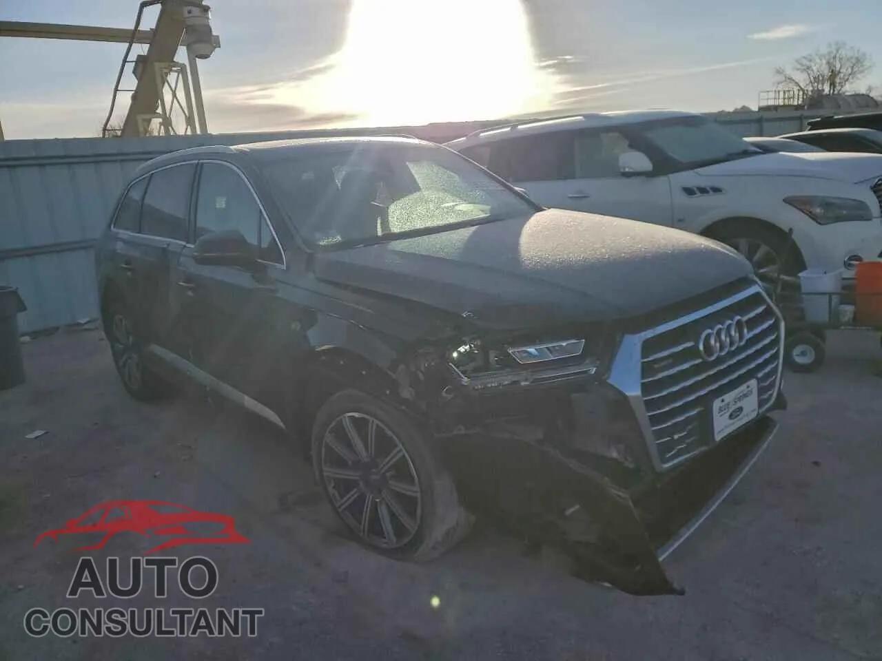 2017 AUDI Q7 Damaged VIN WA1LAAF75HD020568 – dashboard