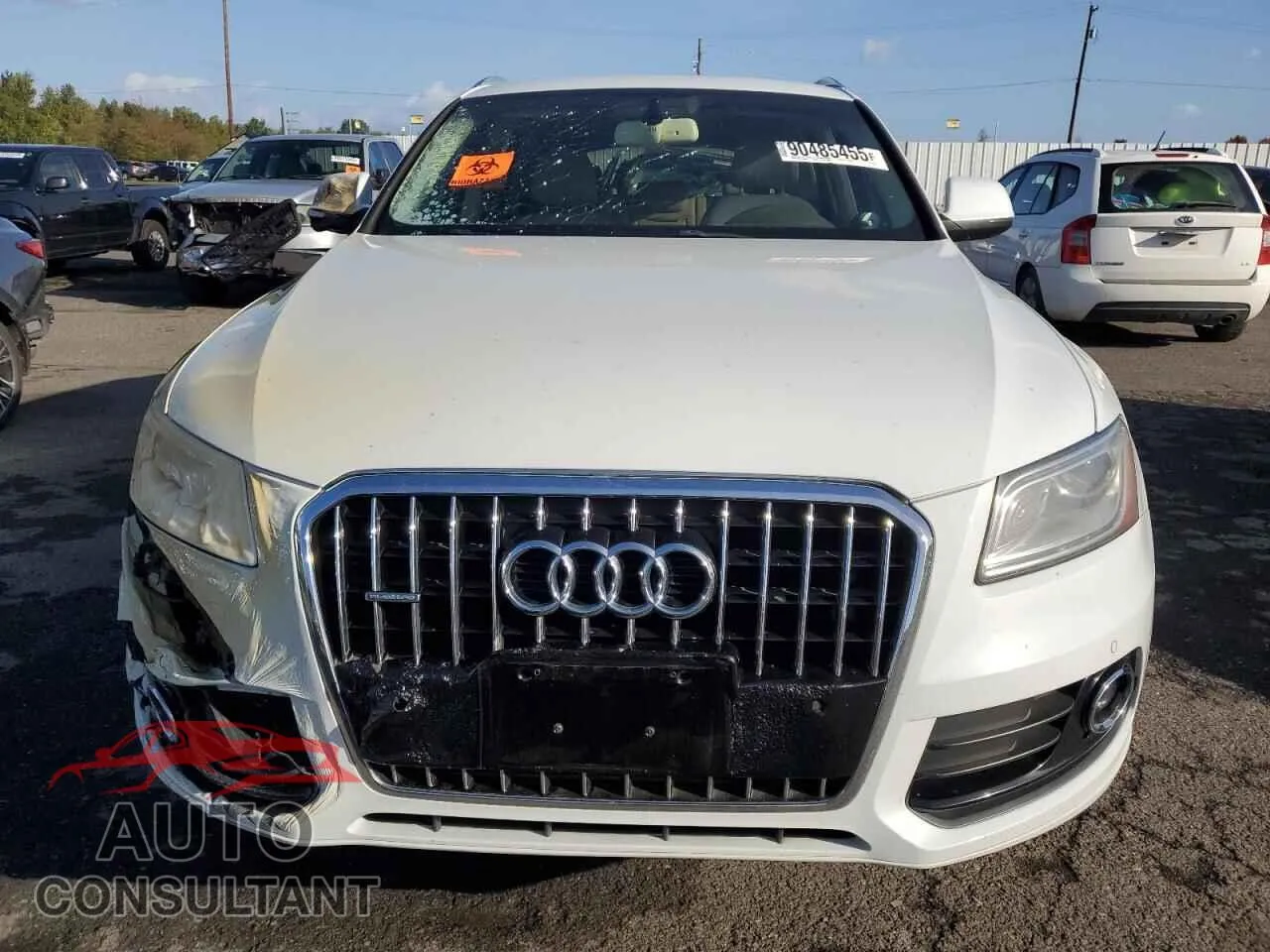 2014 AUDI Q5 Damaged VIN WA1LFAFP7EA028508 – interior seats