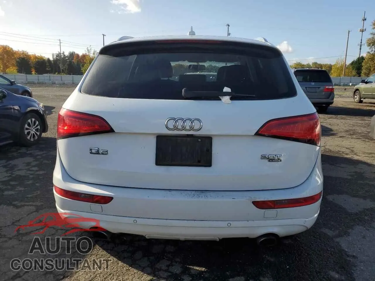 2014 AUDI Q5 Damaged VIN WA1LFAFP7EA028508 – engine bay