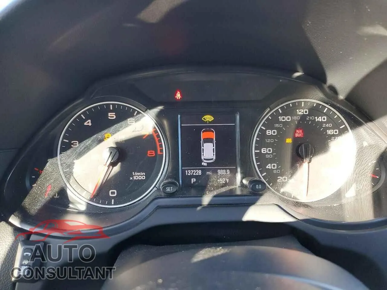 2010 AUDI Q5 Damaged VIN WA1LKAFP3AA084581 – trunk area