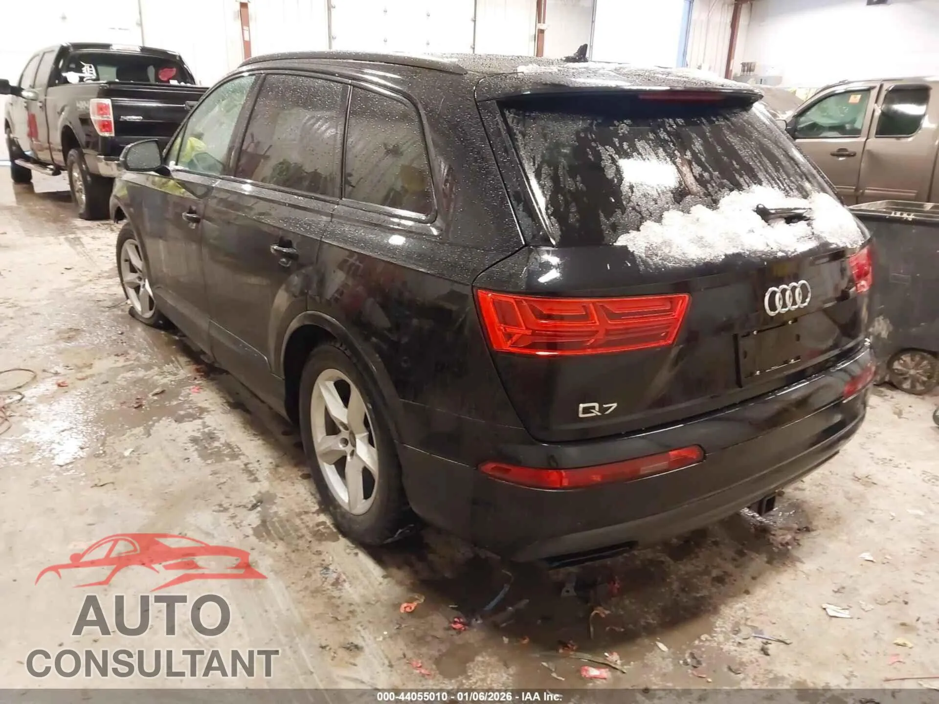 2019 AUDI Q7 Damaged VIN WA1VAAF73KD026188 – side profile