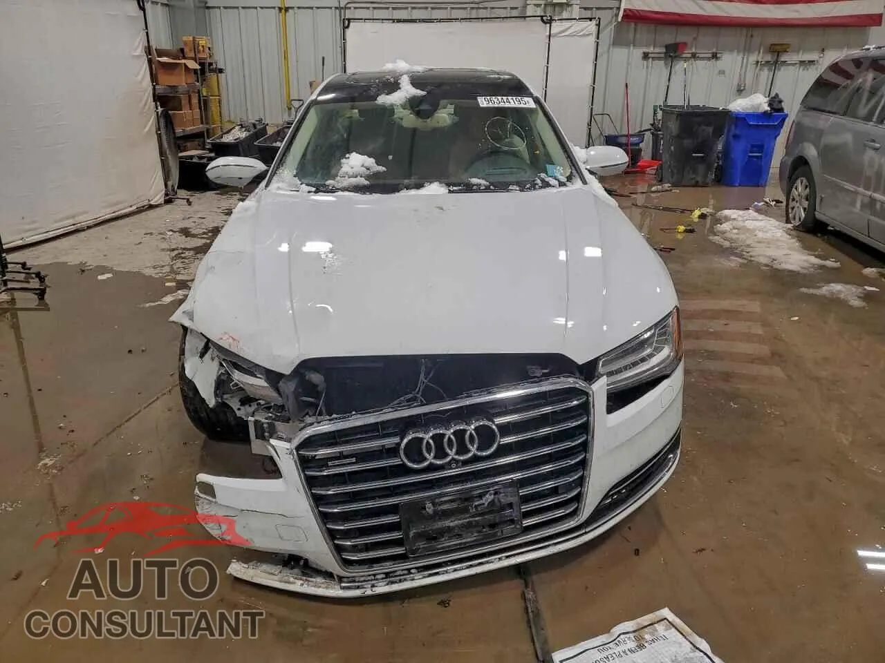 2015 AUDI A8 Damaged VIN WAU3GAFD9FN021592 – interior seats