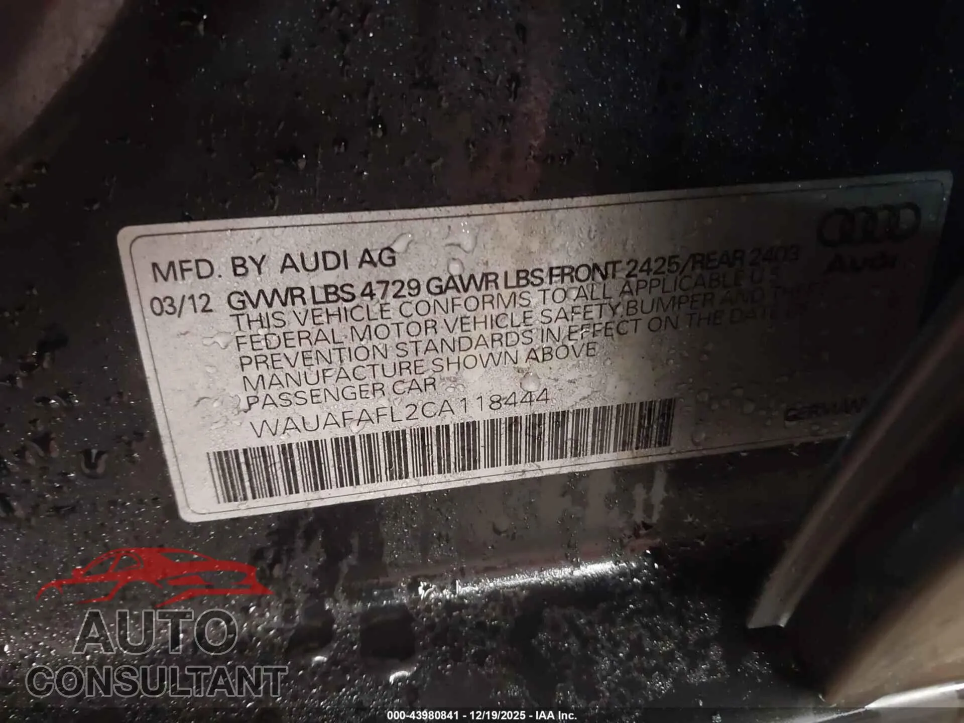 2012 AUDI A4 Damaged VIN WAUAFAFL2CA118444 – trunk area