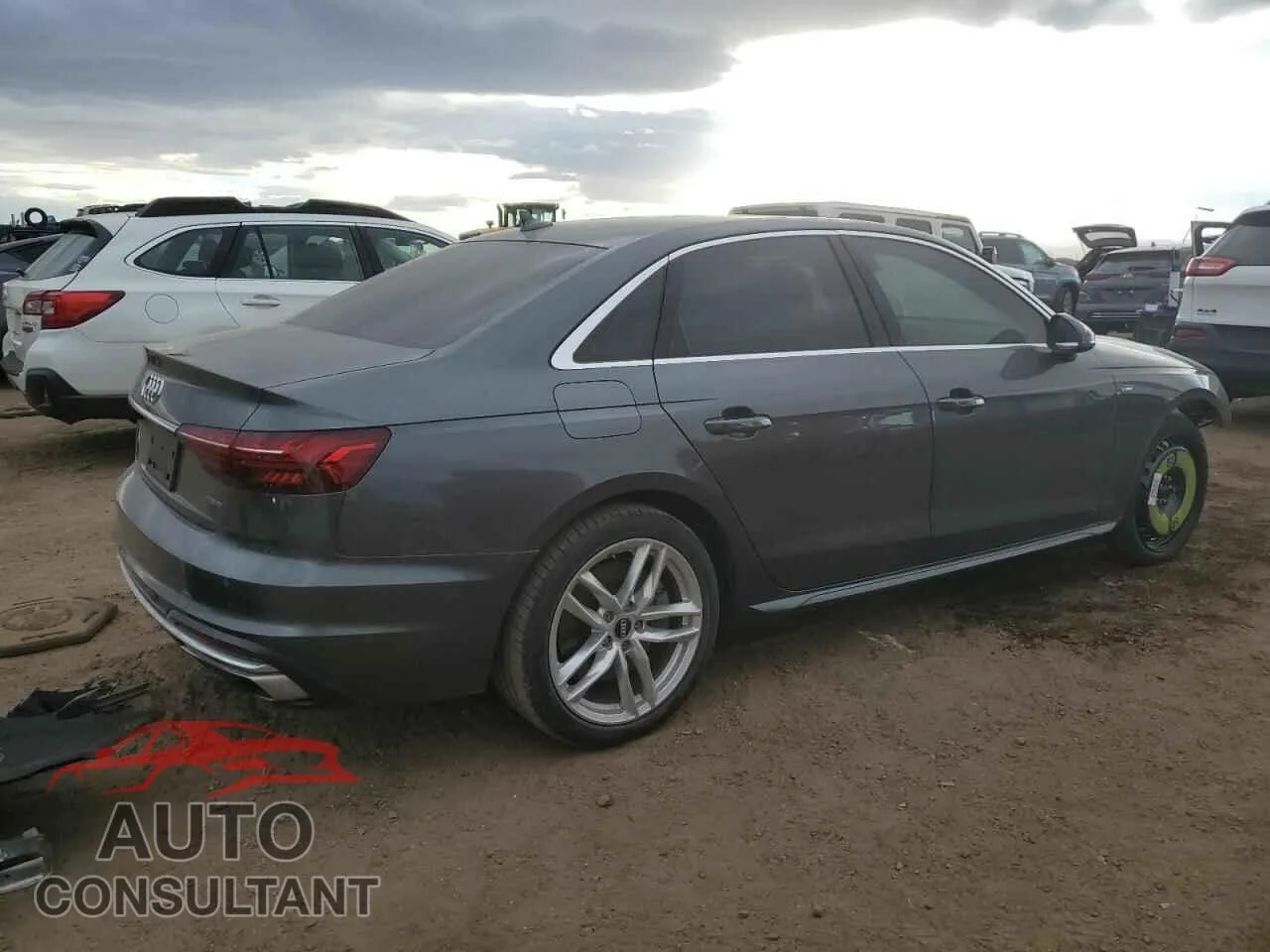 2020 AUDI A4 Damaged VIN WAUDNAF43LN006348 – side profile