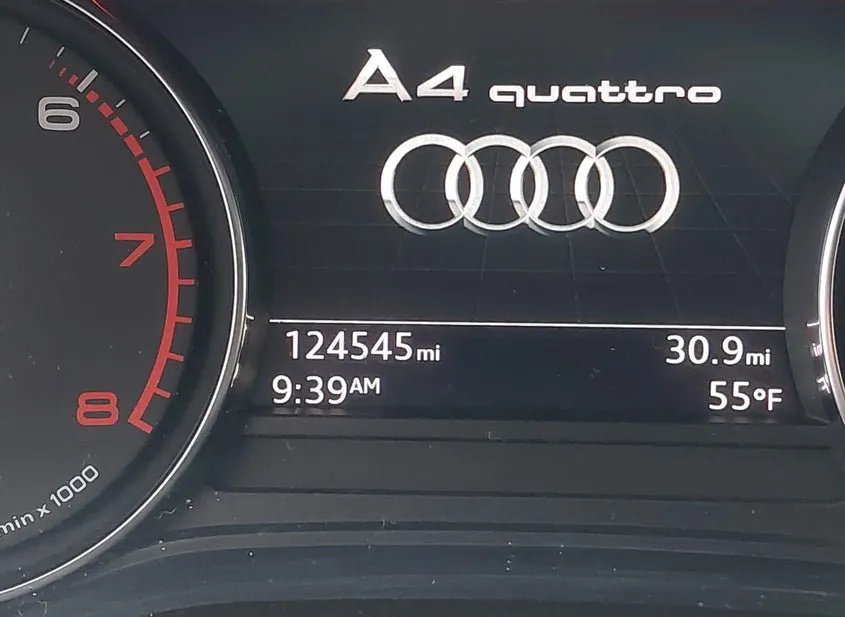 2019 AUDI A4 Used VIN WAUDNAF4XKA066164 – photo 18