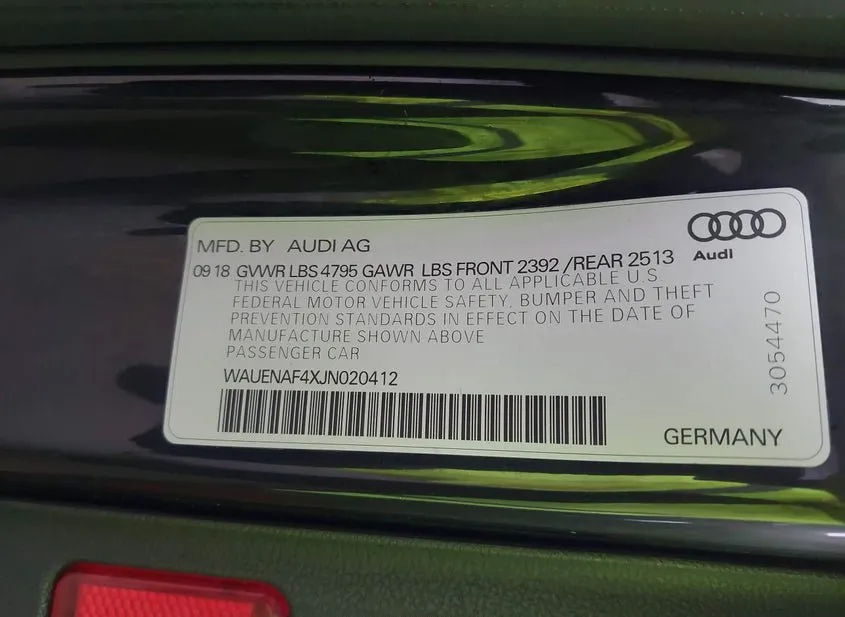 2018 AUDI A4 Used VIN WAUENAF4XJN020412 – engine bay