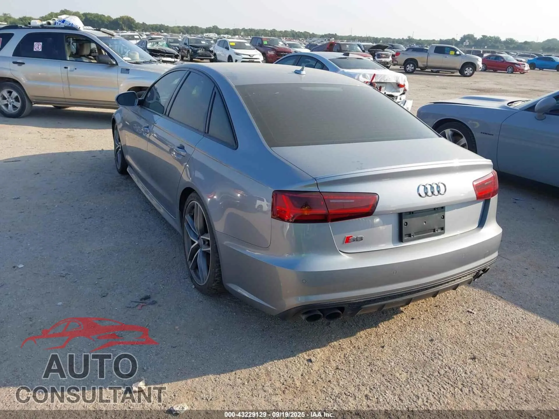 2017 AUDI S6 Damaged VIN WAUFFAFC2HN053794 – side profile