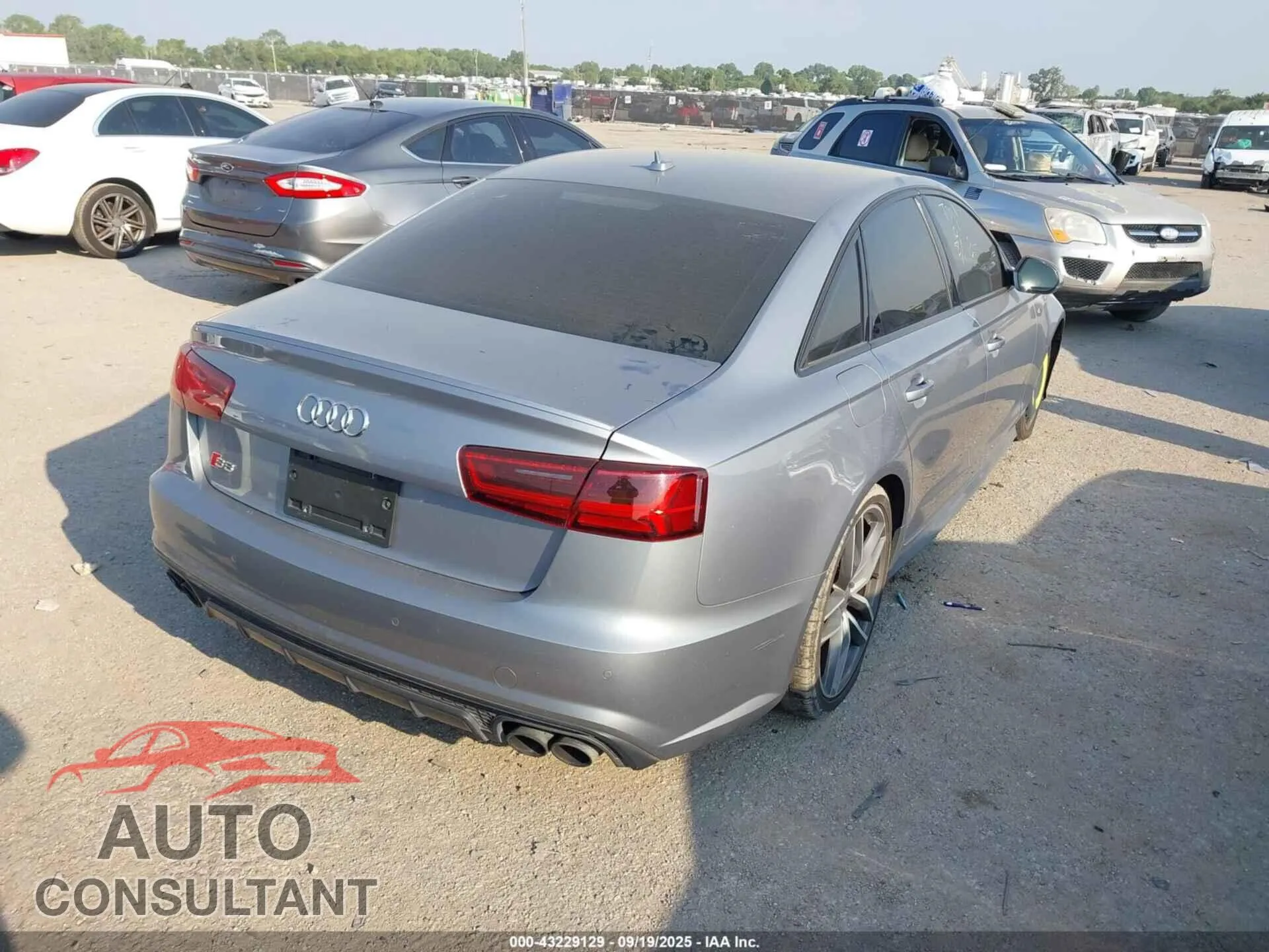 2017 AUDI S6 Damaged VIN WAUFFAFC2HN053794 – dashboard