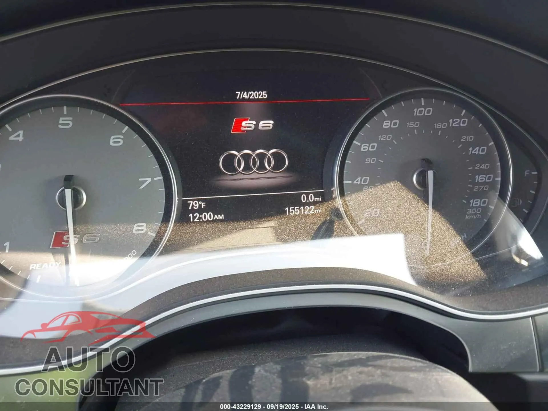 2017 AUDI S6 Damaged VIN WAUFFAFC2HN053794 – exterior detail