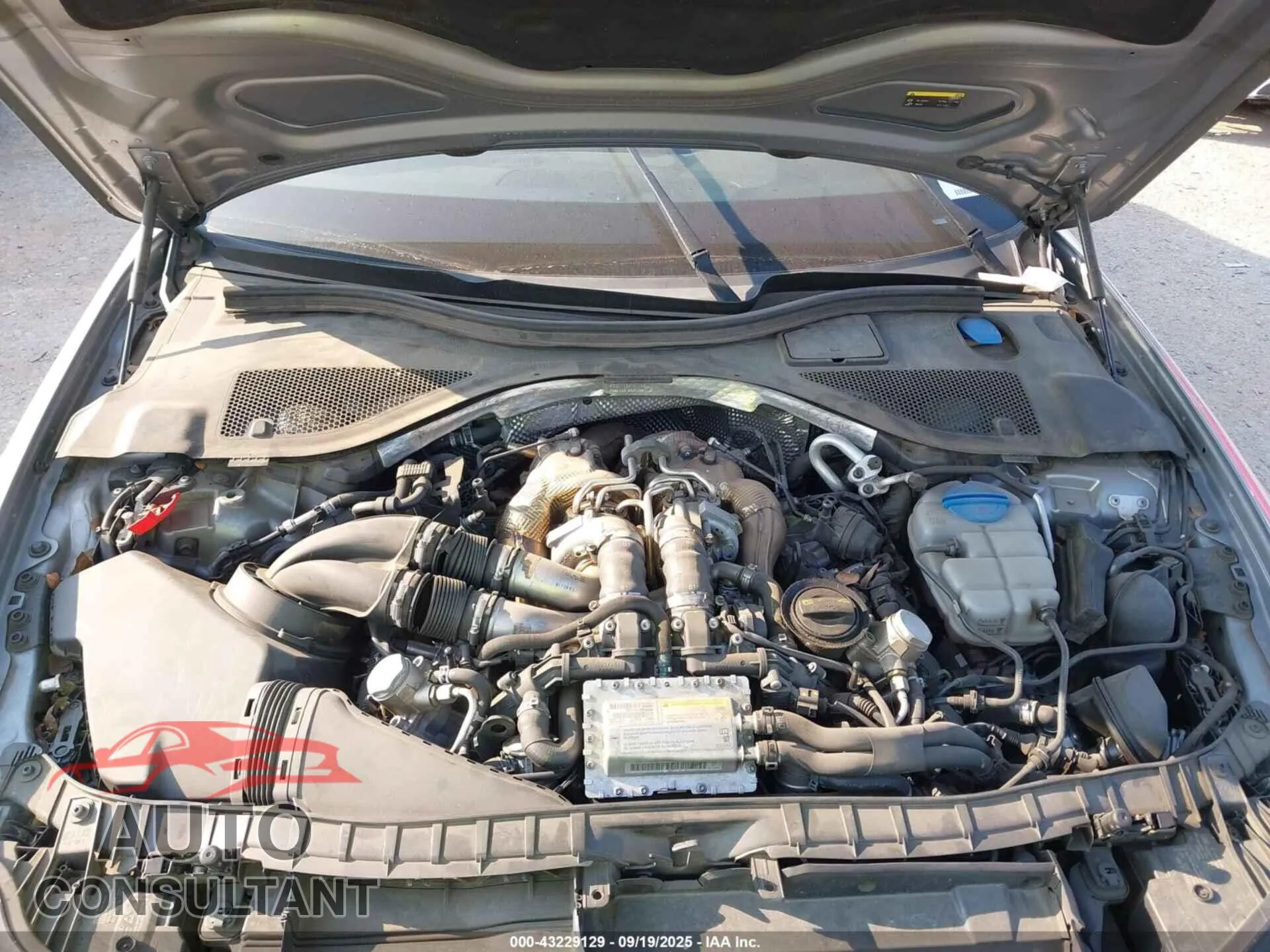 2017 AUDI S6 Damaged VIN WAUFFAFC2HN053794 – odometer reading