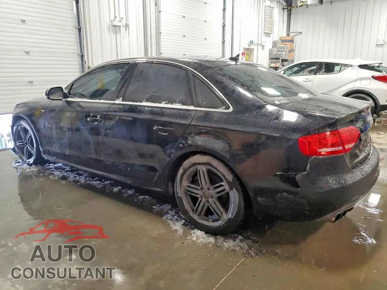 2011 AUDI A4 Damaged VIN WAUFFCFL7BN003394 – rear exterior