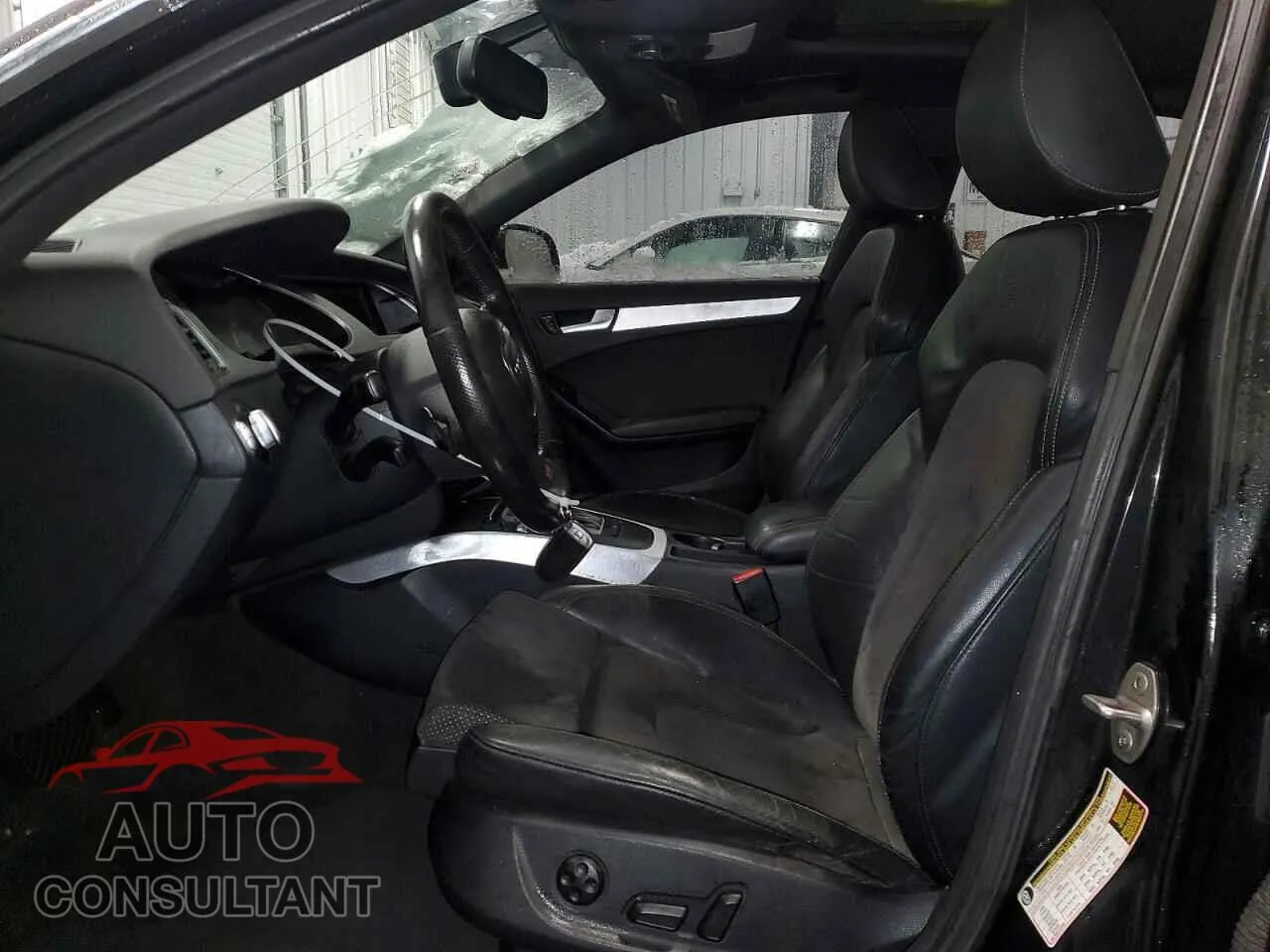 2011 AUDI A4 Damaged VIN WAUFFCFL7BN003394 – exterior detail