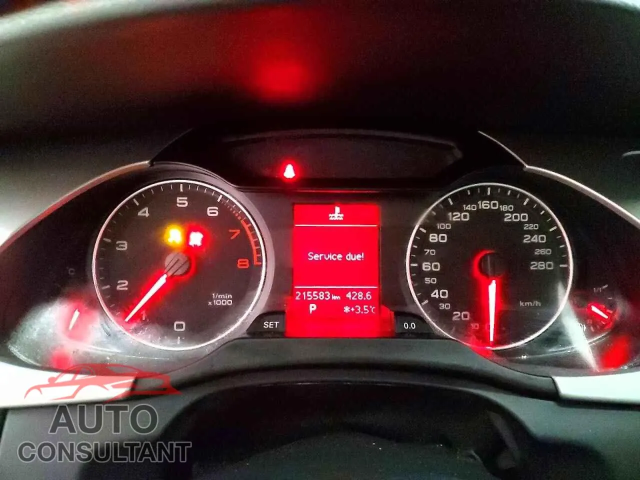 2011 AUDI A4 Damaged VIN WAUFFCFL7BN003394 – trunk area