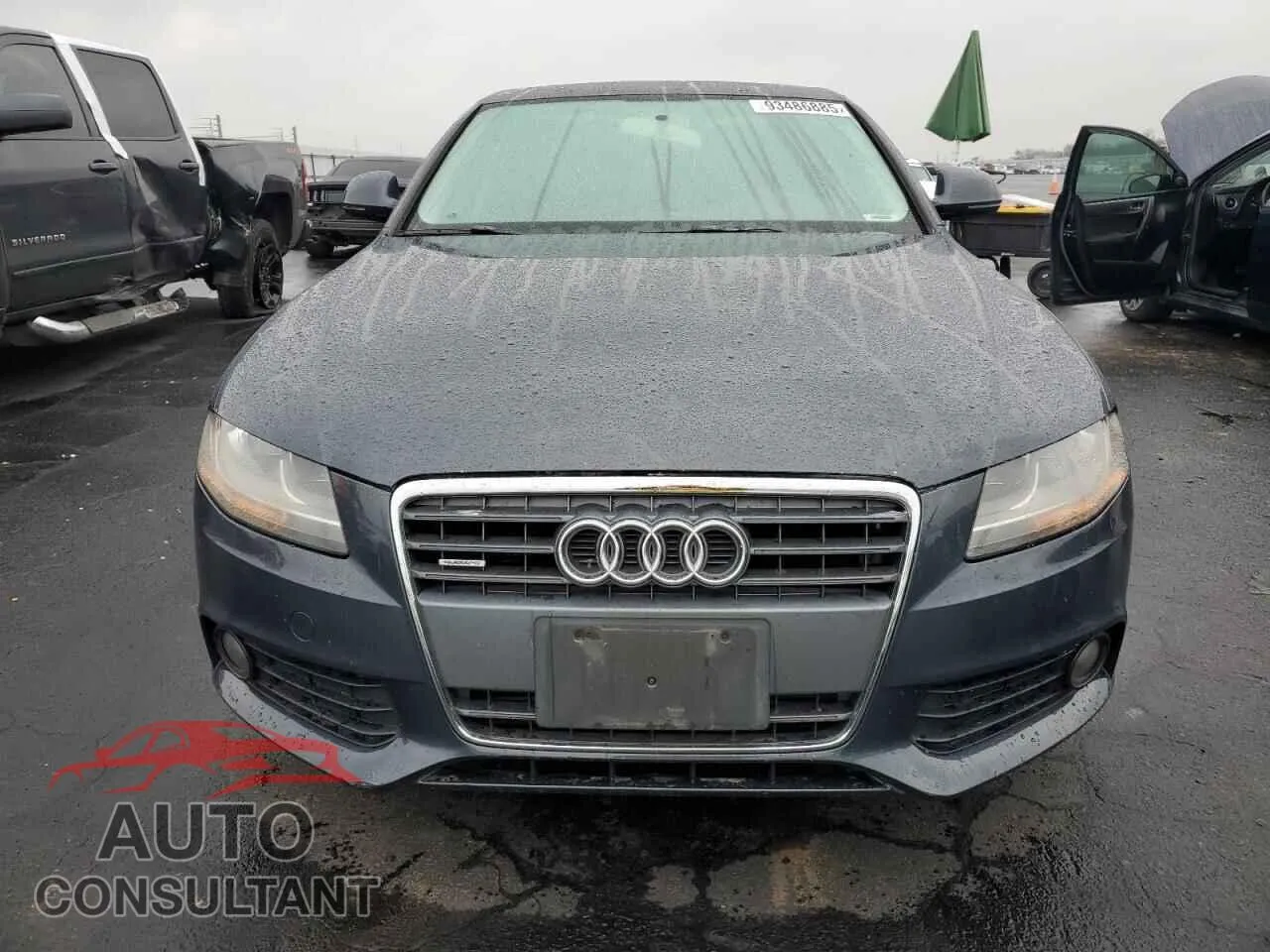 2009 AUDI A4 Damaged VIN WAULF78K19A084621 – interior seats