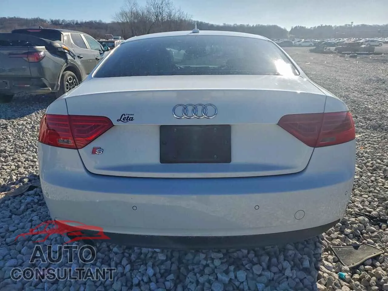 2014 AUDI A5 Damaged VIN WAULFAFR7EA044874 – engine bay