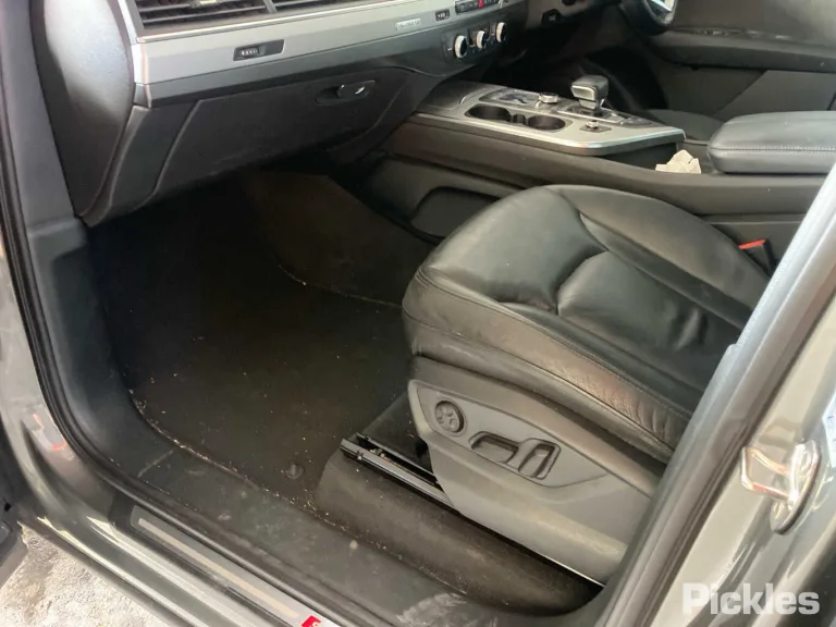 2015 Audi Q7 Damaged VIN WAUZZZ4M5GD012367 – photo 12