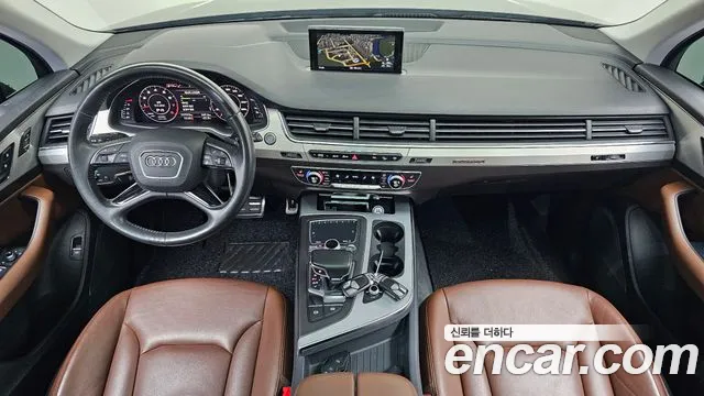 2019 Audi Q7 (4M) 45 TFSI Quattro Sold VIN WAUZZZ4M5KD043675 – interior seats 2019 Audi Q7 (4M) 45 TFSI Quattro Sold VIN WAUZZZ4M5KD043675 – interior seats