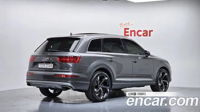 2019 Audi Q7 (4M) 45 TFSI Quattro Sold VIN WAUZZZ4M5KD043675 – undercarriage 2019 Audi Q7 (4M) 45 TFSI Quattro Sold VIN WAUZZZ4M5KD043675 – undercarriage