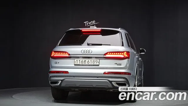 2020 Audi Q7 (4M) 45 TDI Quattro Premium Sold VIN WAUZZZ4MXLD017185 – trunk area
