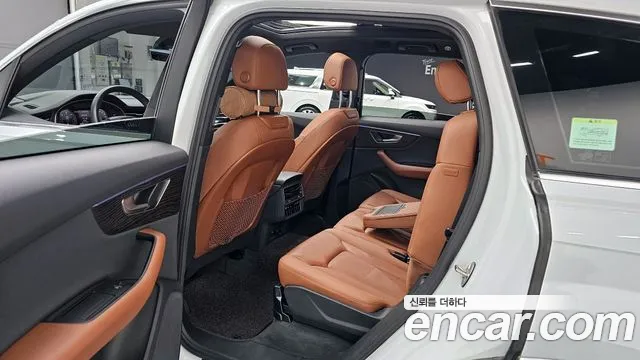2021 Audi Q7 (4M) 45 TDI Quattro Premium Sold VIN WAUZZZ4MXMD001375 – side profile