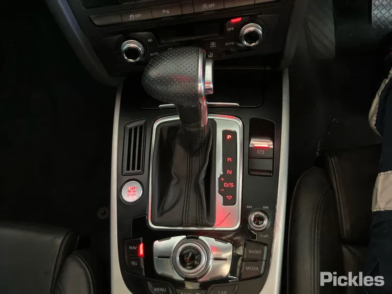 2013 Audi A5 Used VIN WAUZZZ8TXDA035996 – undercarriage