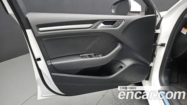 2018 Audi New A3 40 TFSI Sold VIN WAUZZZ8V0J1081141 – engine bay