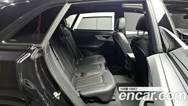 2021 Audi Q8 (4M) 45 TDI Quattro Premium Sold VIN WAUZZZF10MD004899 – interior seats