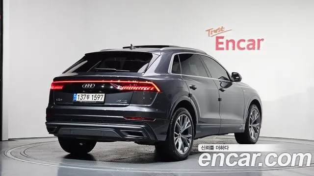 2021 Audi Q8 (4m) 50 Tdi Quattro Premium Sold VIN WAUZZZF17MD005600 – front exterior